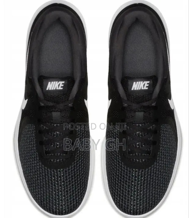 Nike Sneaker for Kids · Photo 1