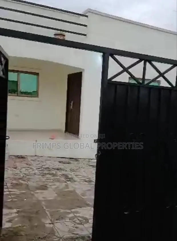 3bdrm House in Kwabenya for sale · Photo 1