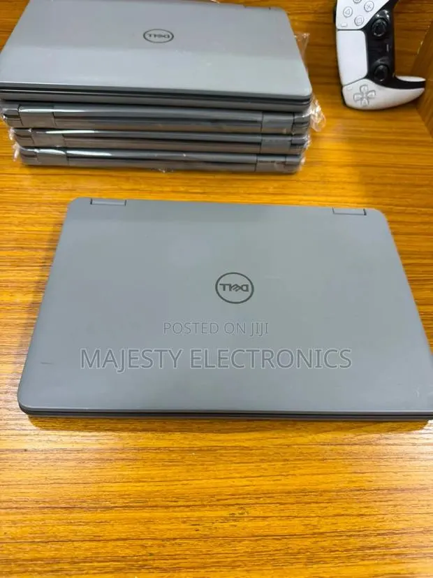 New Laptop Dell Latitude 3120 8GB Intel Pentium SSD 128GB · Photo 1
