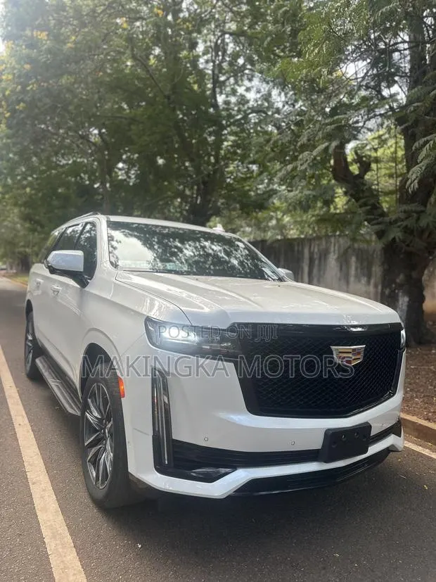 Cadillac Escalade 2021 White · Photo 1