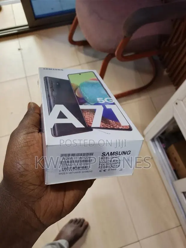 New Samsung Galaxy A71 5G 128 GB Purple · Photo 1