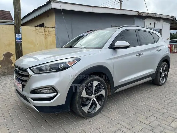 Hyundai Tucson Limited AWD 2018 Silver · Photo 1