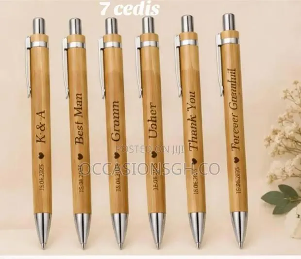 Customizable Wooden Pen · Photo 1