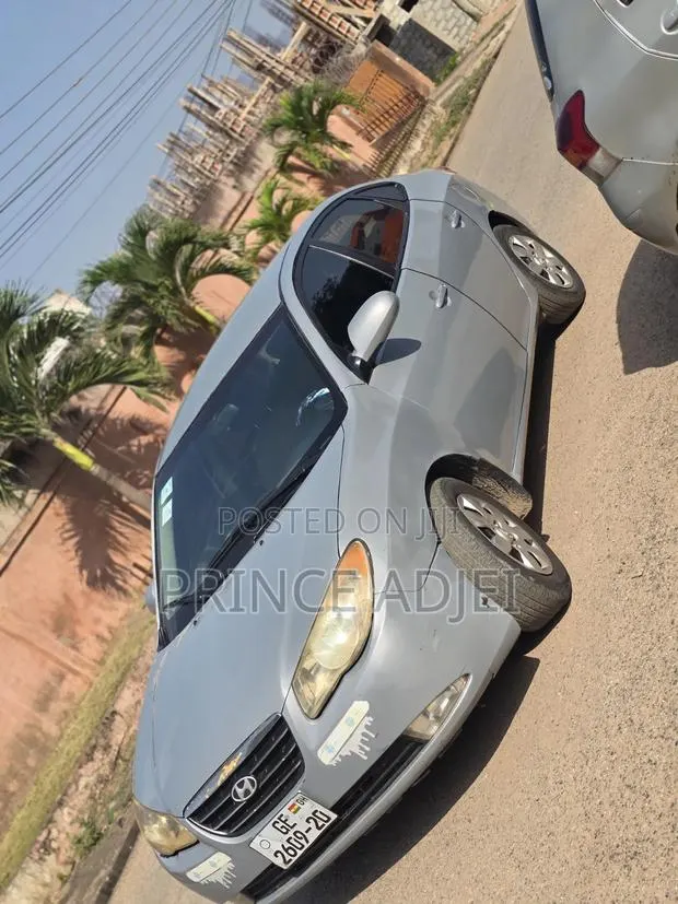 Hyundai Elantra GLS 2010 Brown · Photo 1