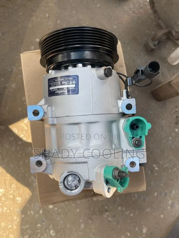Hyundai Sonata Front Coil AC Compressor · Photo 1