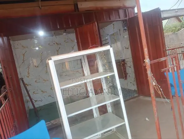 Container Shop for Rent at Kasoa Old Timers · Photo 1