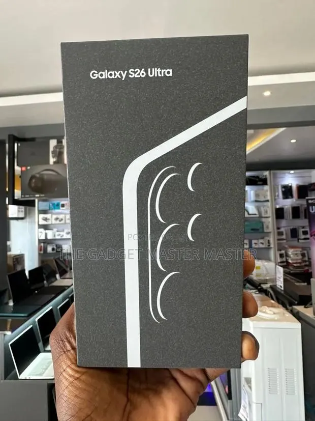 New Samsung Galaxy S26 Ultra 5G 1 TB Black · Photo 1