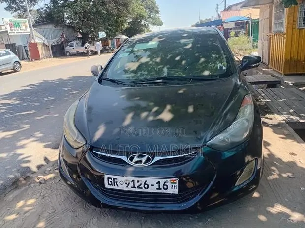 Hyundai Elantra GLS Sedan FWD (1.8L 4cyl 6A) 2013 Black · Photo 1