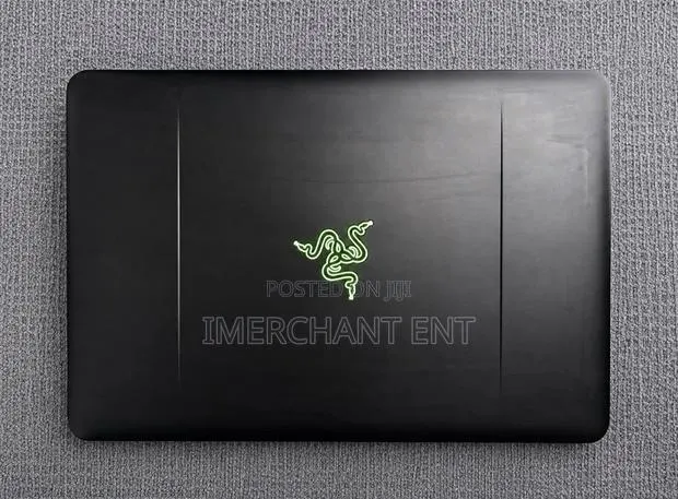Laptop Razer Blade 16GB Intel Core i7 SSD 512GB · Photo 1