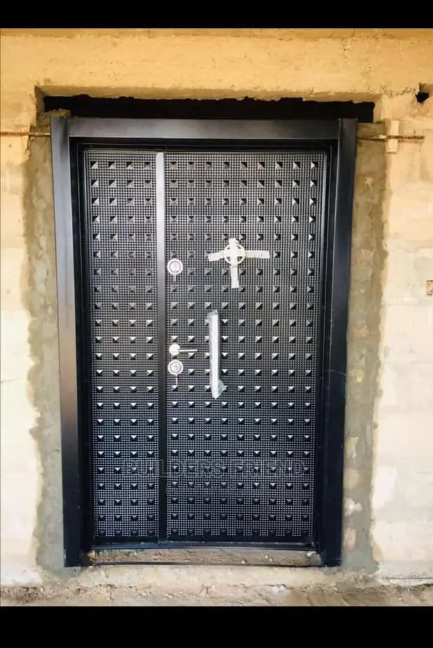 Full Metal Heavyduty Turkey Door+Installation · Photo 1