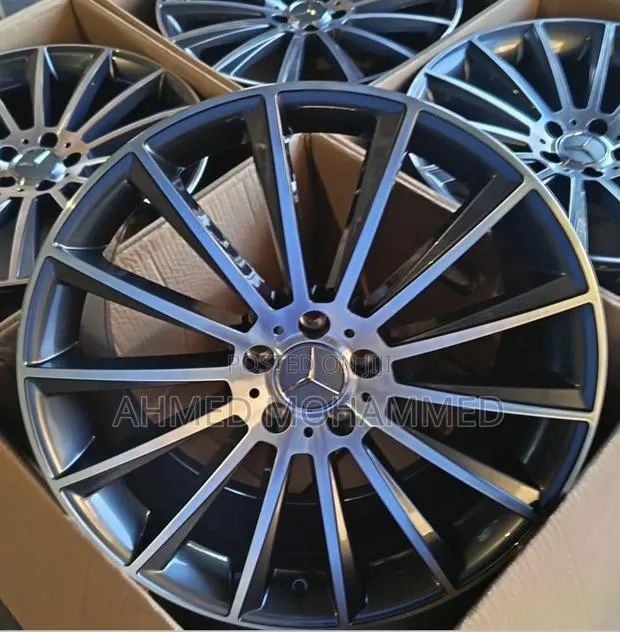 Mercedes-Benz Rim 19 (Grey) · Photo 1