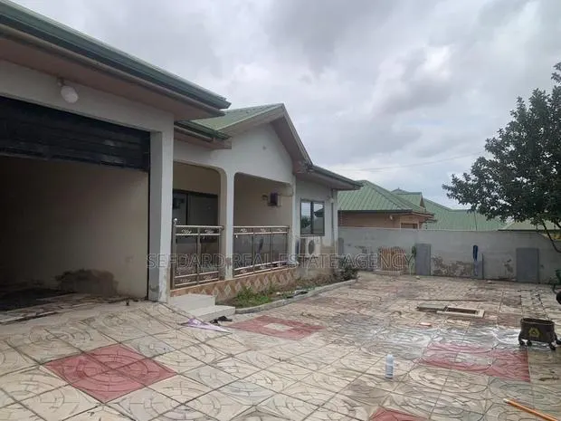 4bdrm House in Sefdard Properties, Ofankor for rent · Photo 1