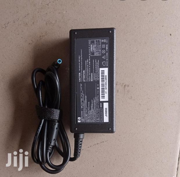 Hp Blue Pin Charger · Photo 1