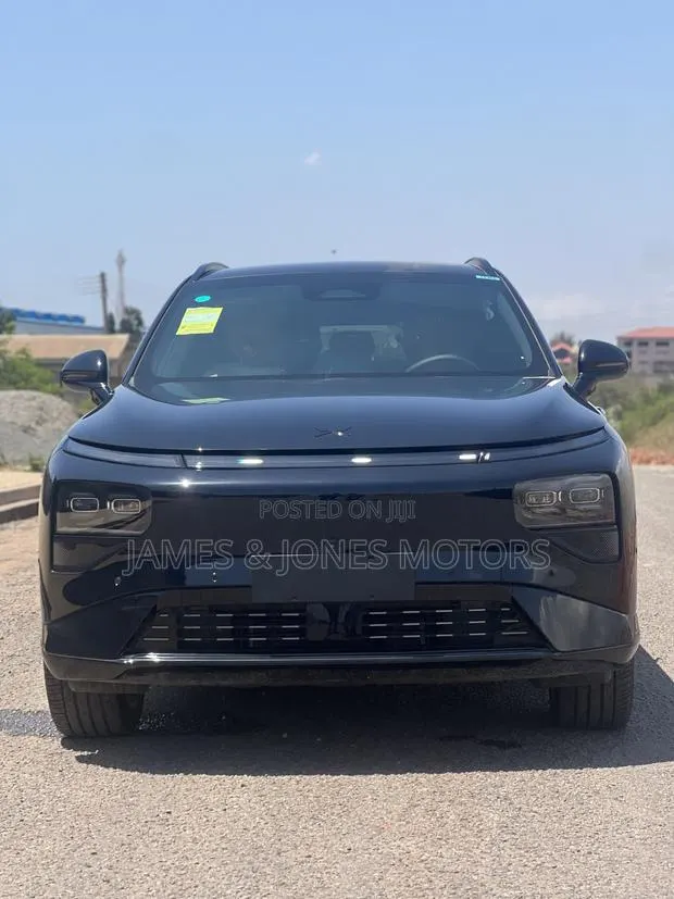 New XPeng G9 EV AWD 2025 Black · Photo 1