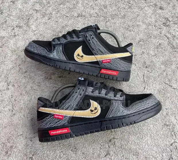 Nike Sb Dunk Supreme Panda Prank. · Photo 1