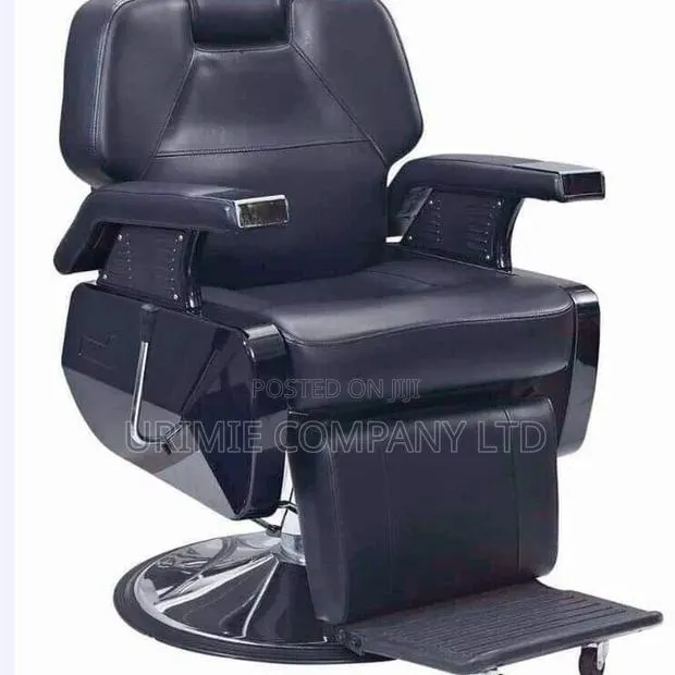Business Class Barbering/Styling Chair · Photo 1