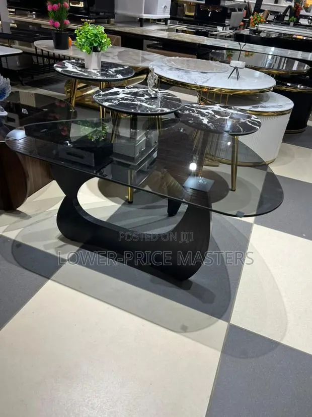 New Glass Center Table · Photo 1
