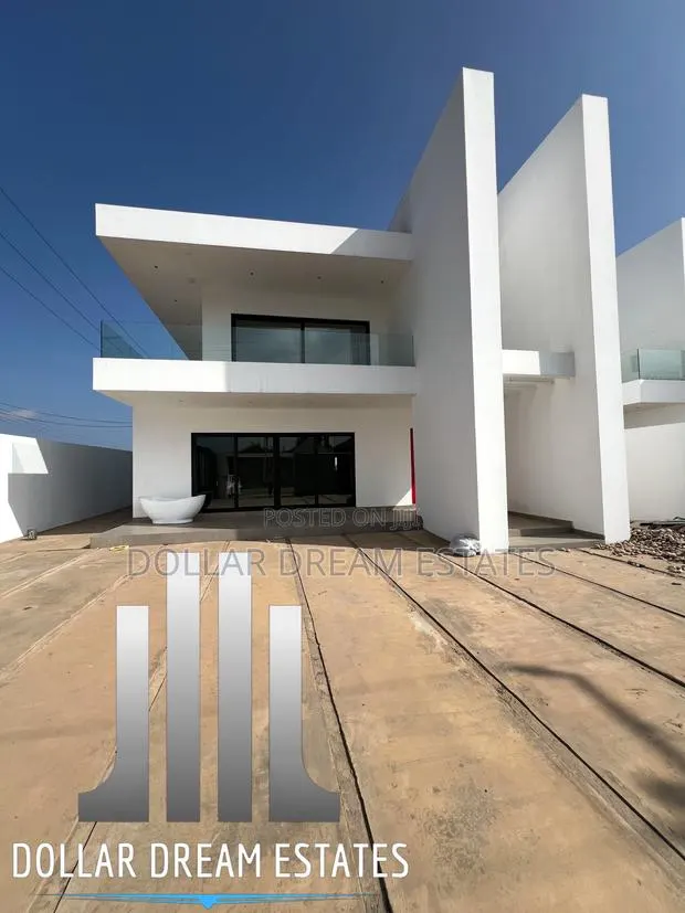 5bdrm House in Adjiriganor for sale · Photo 1