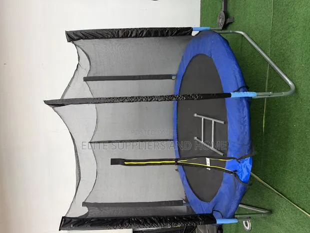 Jumping Bed/ Tarpaulin · Photo 1