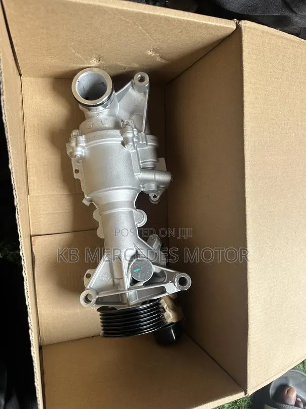 Mercedes Benz C300 2016-2018 M274 Water Pump Available · Photo 1