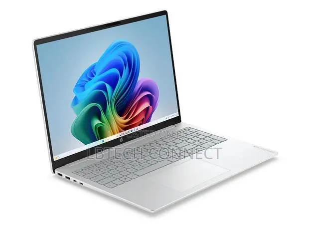 New Laptop HP OmniBook 5 16" 16GB Intel Core Ultra 7 SSD 1T · Photo 1
