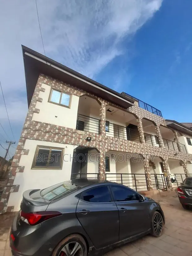 1bdrm Apartment in Lakeside for rent · Photo 2