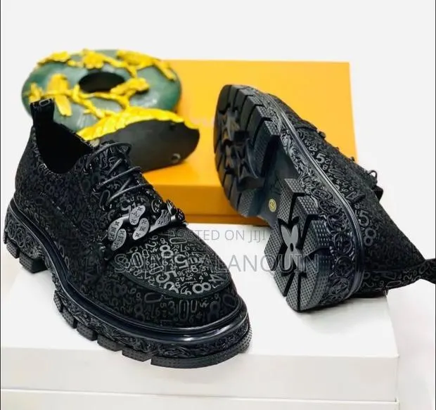 Louis Vuitton · Photo 1