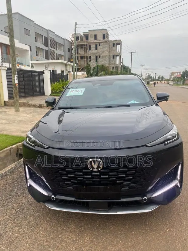 Changan UNI-K 2.0 Petrol AWD 2022 Black · Photo 1