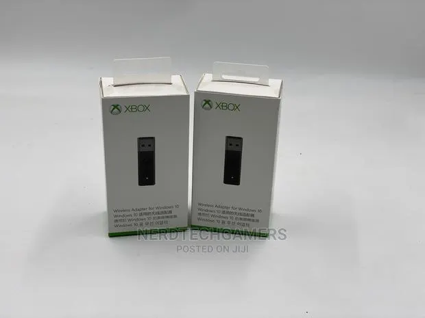 Microsoft Xbox Wireless Adapter for Windows 10 · Photo 1