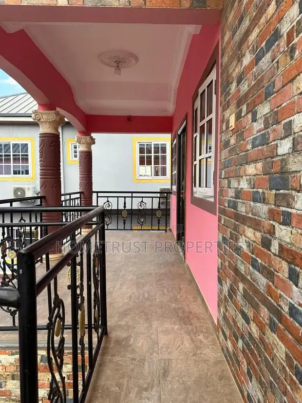 3bdrm Apartment in Ashongman Estate, Police Station for rent · Photo 1