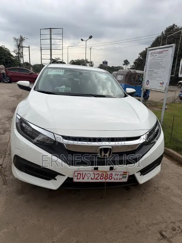 Honda Civic LX 4dr Sedan (2.0L 4cyl) 2016 White · Photo 1