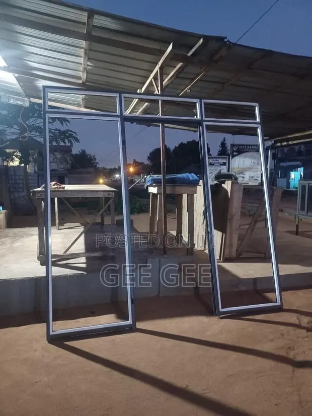 Window Glass · Photo 1
