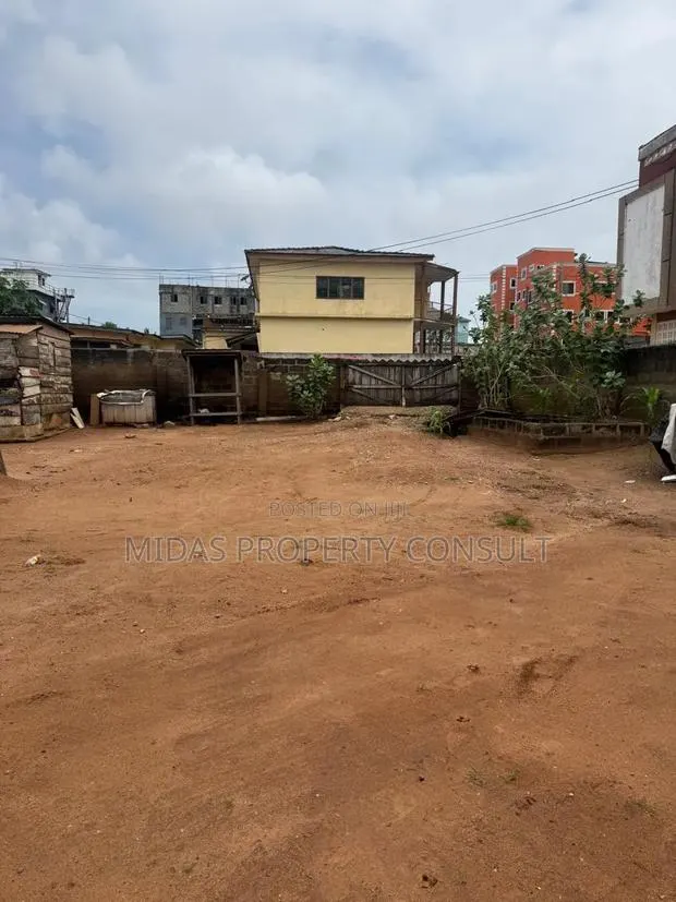 A Plot of Land for Sale at Kaneshie Kateco · Photo 1