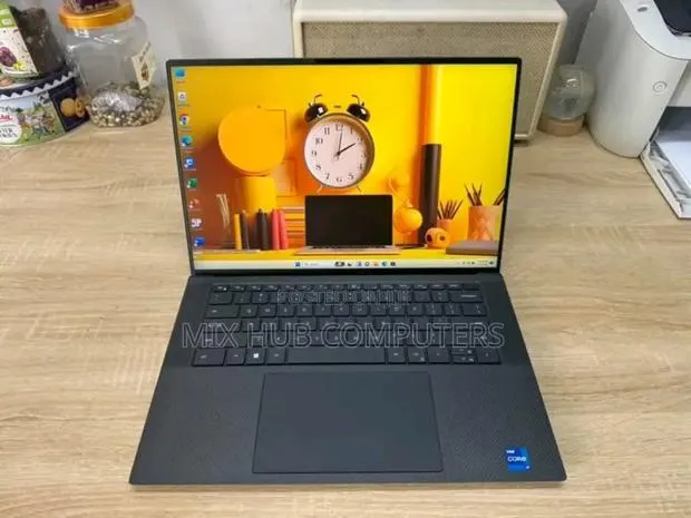 Laptop Dell XPS 13 16GB Intel Core i5 SSD 512GB · Photo 1