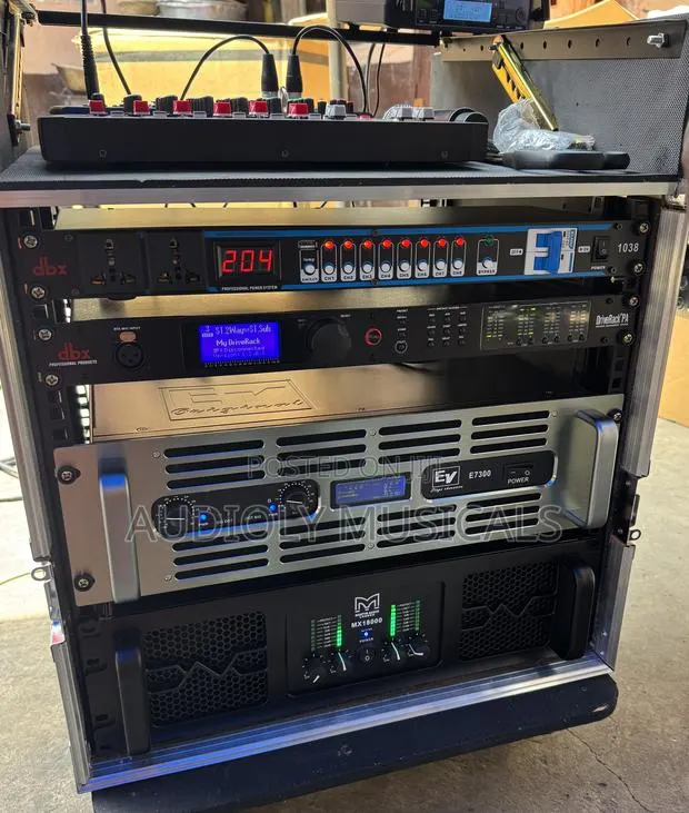 Martins Audio Bass Amp With Ev Mid Amplifier and Drive Rack · Photo 1