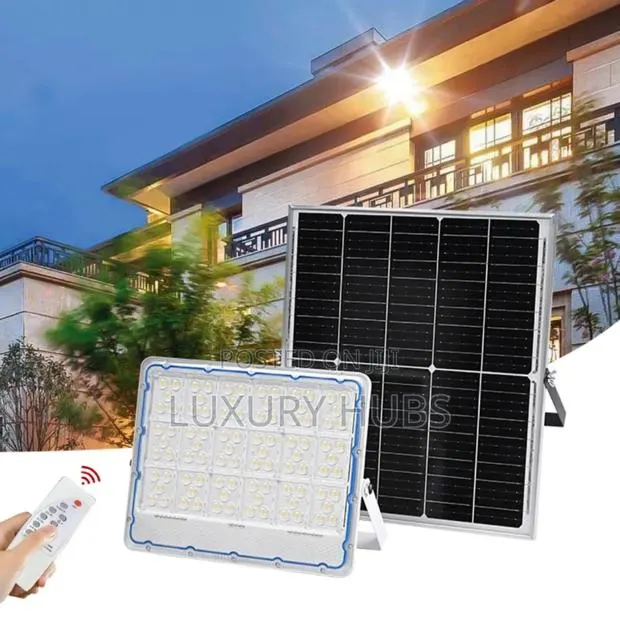 400w Solar Flood Light (Nande) · Photo 1