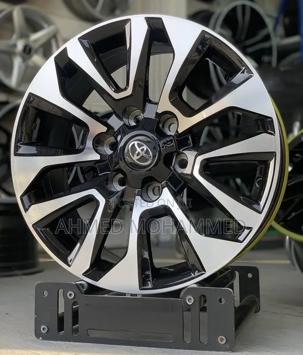 Toyota Land Cruiser Prado/ Hilux / Fortuner Rim 17 · Photo 1