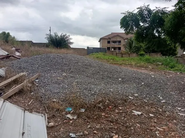 2 Plots of Land for Sale at Oyibi Near the Police Station · Photo 1