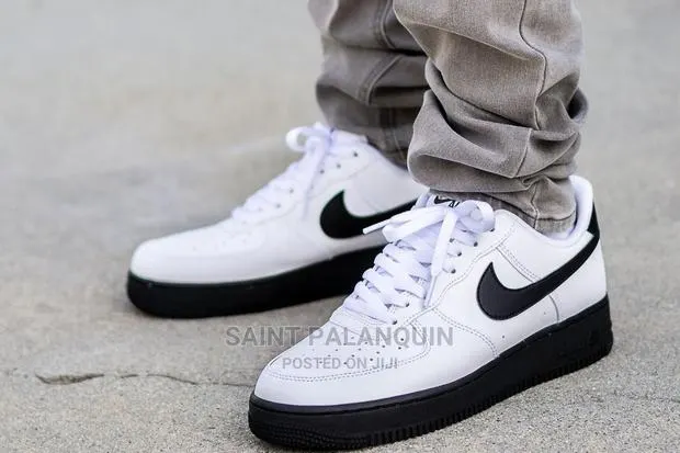 Air Force 1low · Photo 1