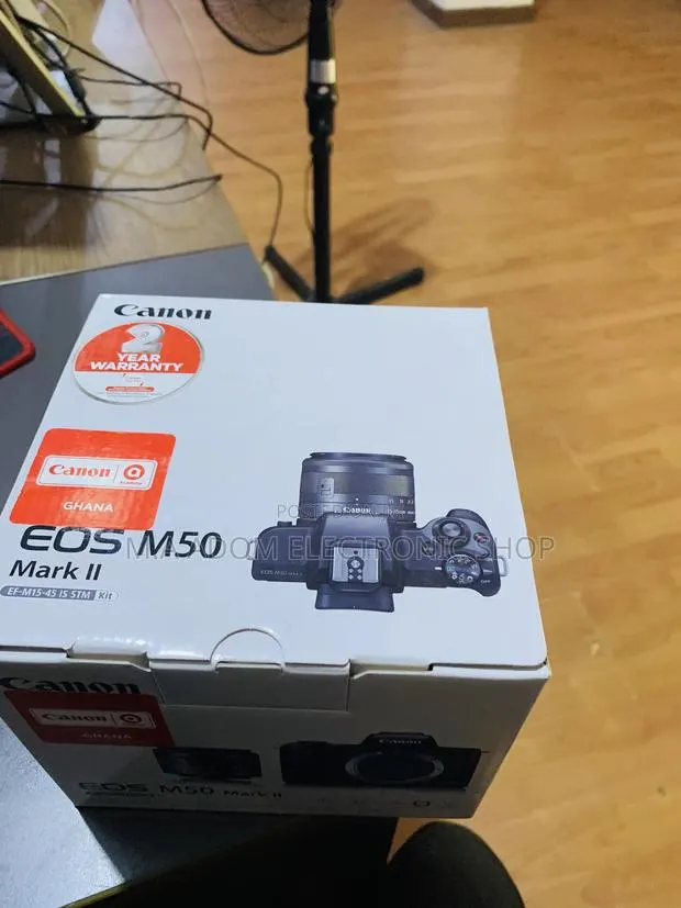 Canon Eos M50 Mark II Camera With STM Lens 15-45mm · Photo 1