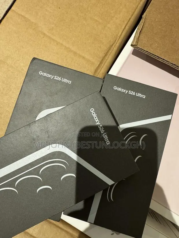 New Samsung Galaxy S26 Ultra 5G 1 TB White · Photo 2