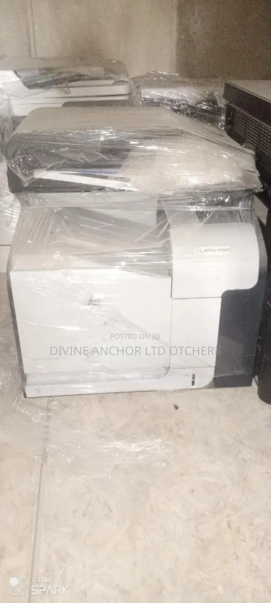 Hp M570mfp · Photo 1