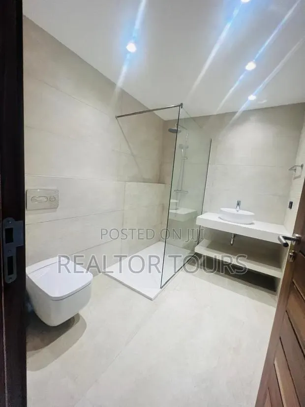 Furnished 3bdrm Apartment in Airport Residential Area for rent · Photo 1