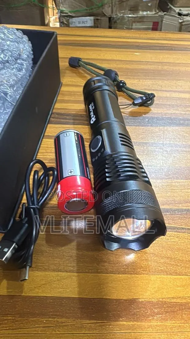 Rechargeable Xhp50 Led Tactical Flashlight Set. · Photo 1