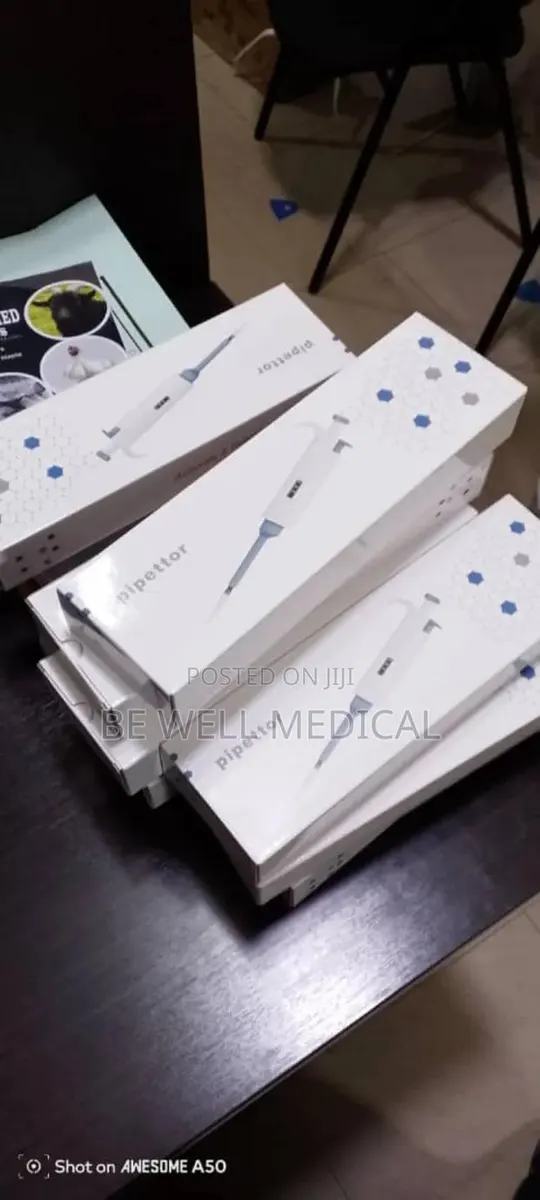 Automatic Micro Pipette · Photo 1