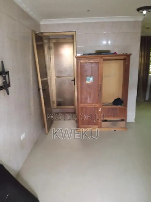 1bdrm Apartment in Estate Agency, Baatsona Total for rent · Photo 1