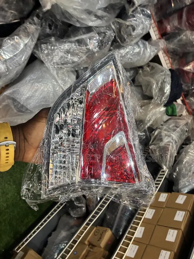 Bootlight Nissan Rogue 2015-2016-2017 · Photo 1