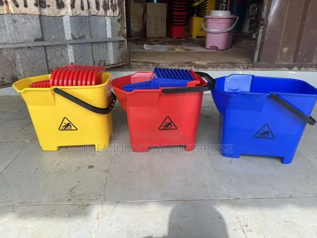 Mop Buckets With Basket Wringer, Blue/Yellow/Red Colours, 16l · Photo 1