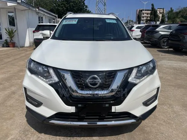 Nissan X-Trail 2.5 Petrol AWD 2019 White · Photo 1