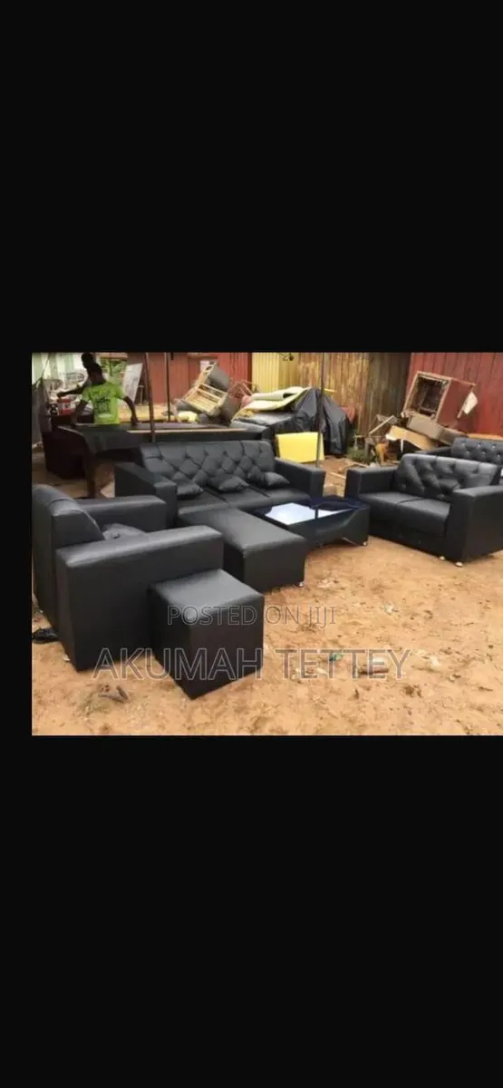 God Hand Sofas Set · Photo 1